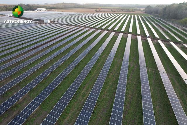 正泰新能攜手ABO Wind落地兩大電站，助力匈牙利能源轉(zhuǎn)型