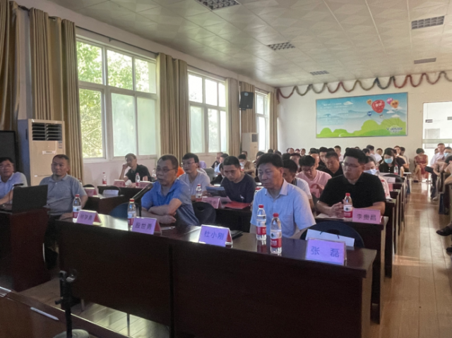 晶澳 | 湖北省分布式光伏與光電建筑一體化交流培訓(xùn)會(huì)圓滿舉辦